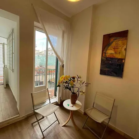 아파트 Three Bedroom With A View In Monti *
