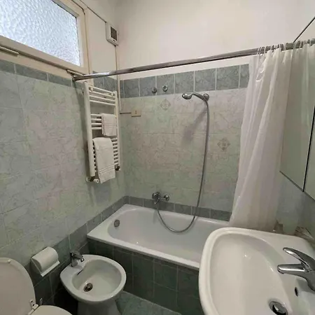 Three Bedroom With A View In Monti Apartment Rome